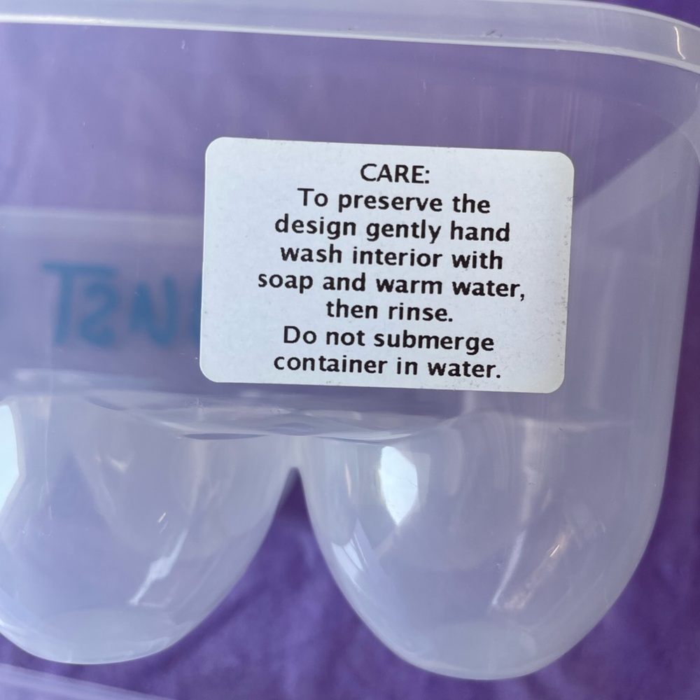 Clear Egg Storage Container with Blue Text - Picture 4 of 4